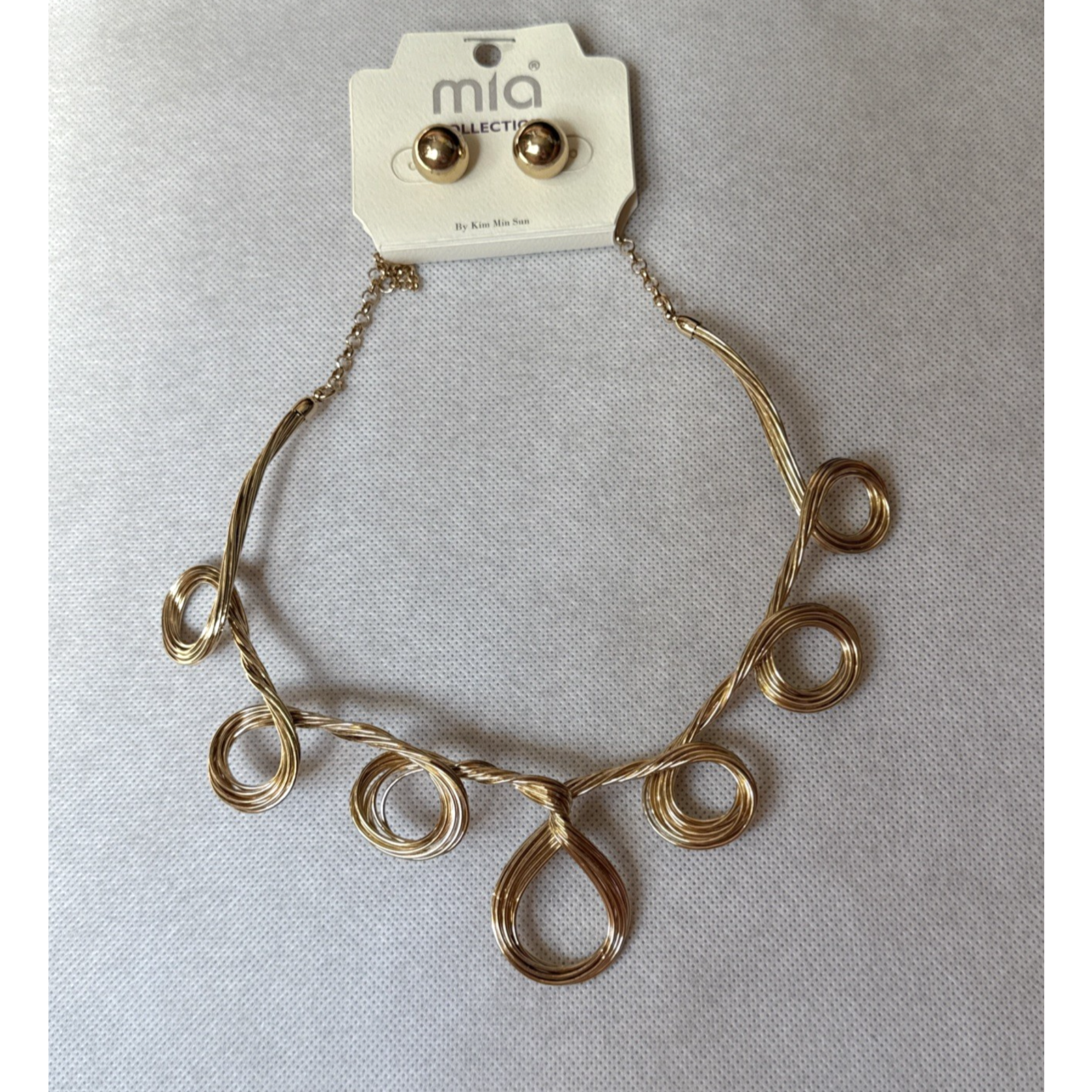 Mia Collection Jewelry Necklace Circle Bent Wire Earrings Ball Set Gold Color
